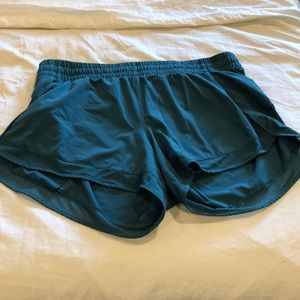 Athleta racer mesh shirt 4in